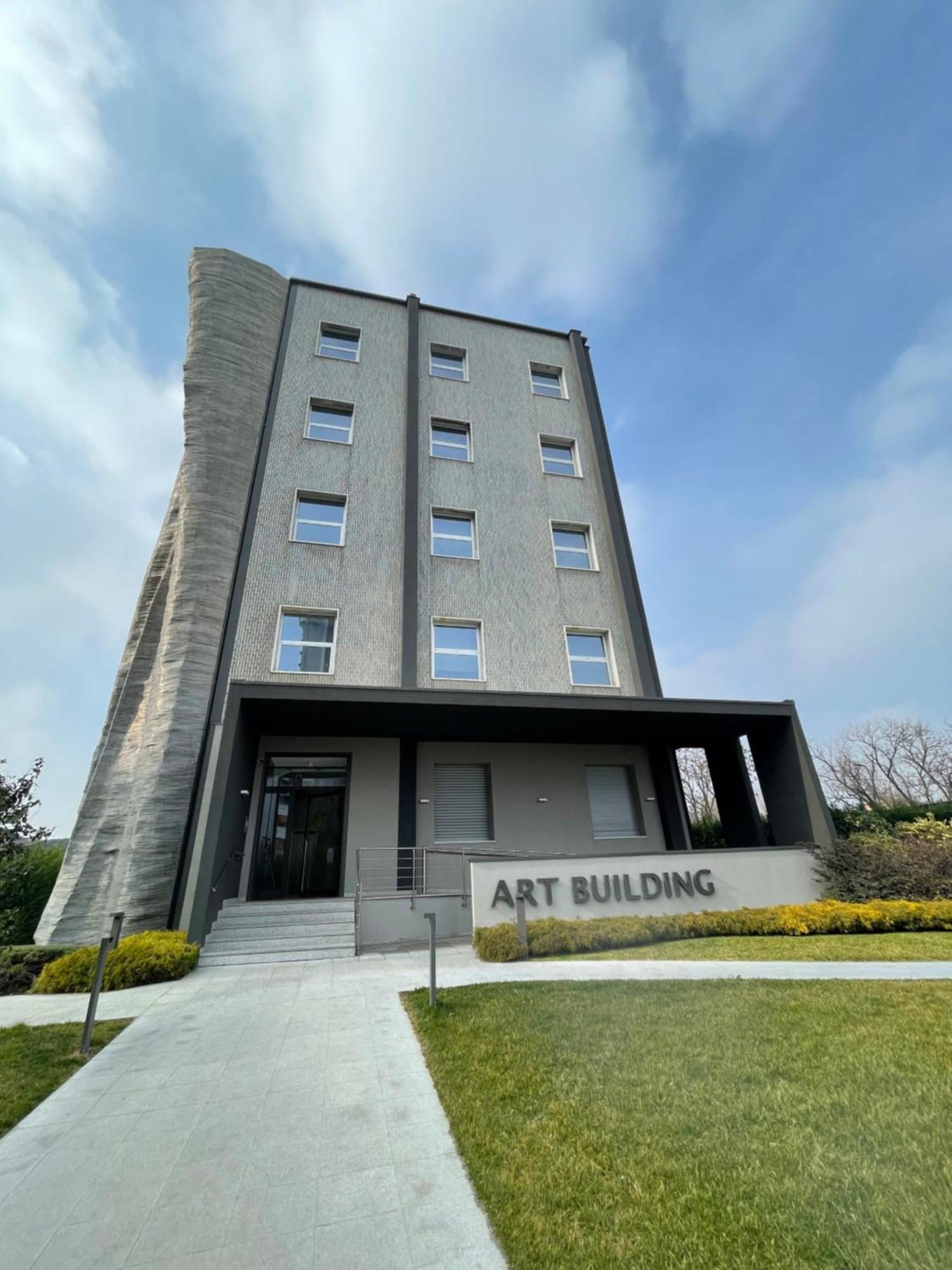 New Art Building- Posto Auto Palestra E Giardino * Milaan